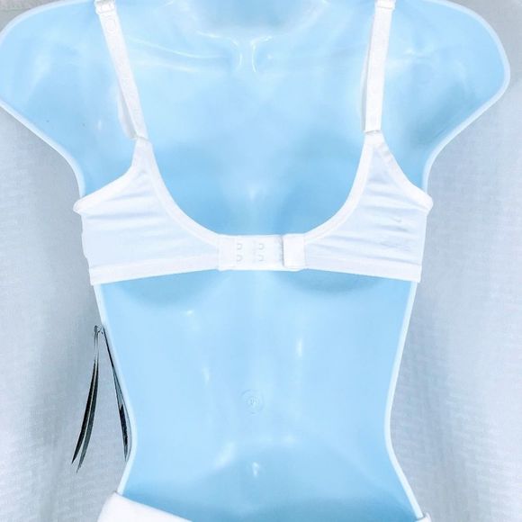 Nike Balance Deadstock White Sport Bra - Picture 3 of 13